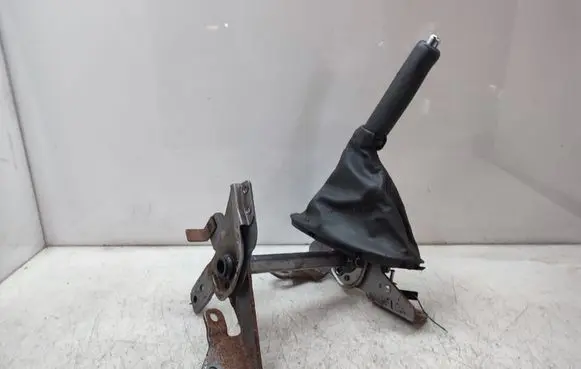 Nissan Pathfinder R51 Handbrake/parking brake lever assembly 