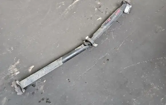 BMW X1 E84 Rear driveshaft/prop shaft 7615398 IMPRK1596547