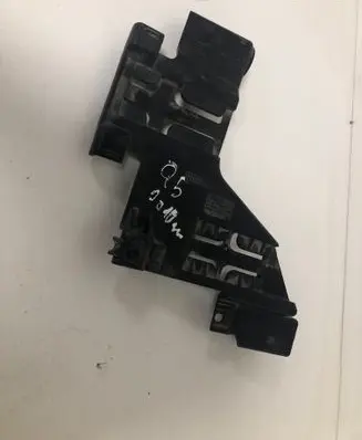 Audi Q5 SQ5 Headlight/headlamp mounting bracket 1010717075
