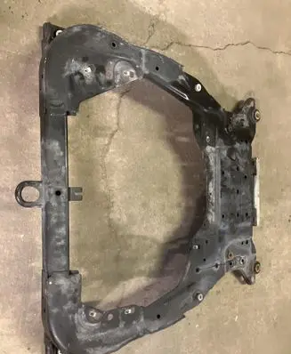 Land Rover Evoque I Front subframe
