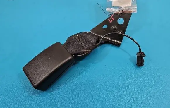 Citroen C3 Rear seatbelt 6190405B IMPRK1587093