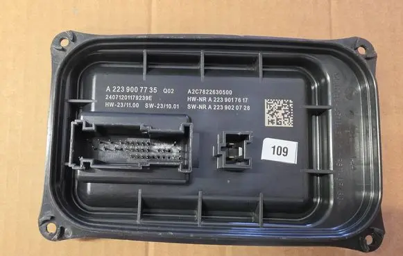 Mercedes-Benz S W223 LED ballast control module A2239007735