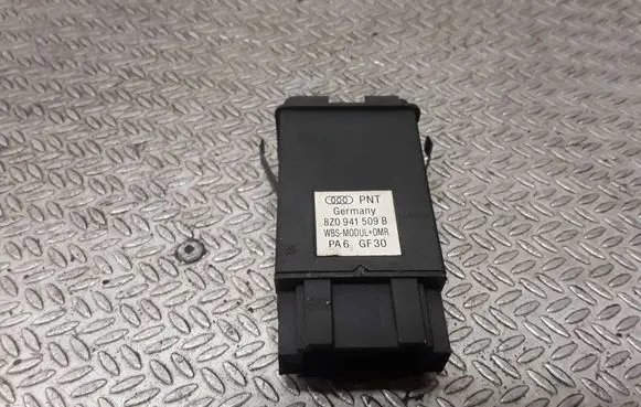 Audi A2 Hazard warning light relay 8Z0941509B