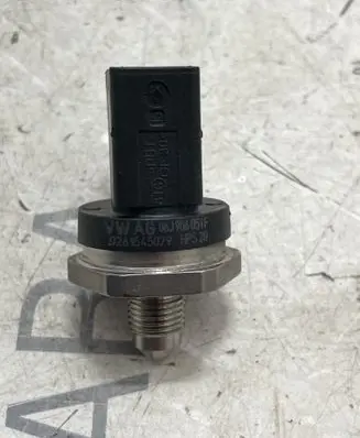 Fuel pressure sensor
