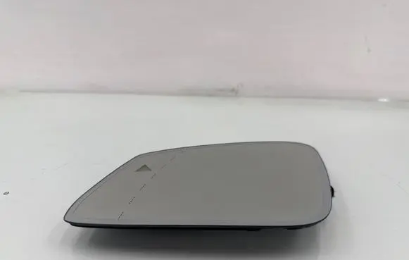 BMW 1 F40 Wing mirror glass 6004925 G0192229 20240208104XG