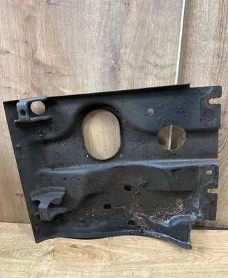 Dodge Nitro Engine splash shield/under tray 52129290AC
