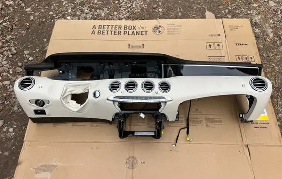 Mercedes-Benz S C217 Dashboard 