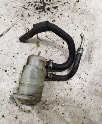 Mitsubishi Grandis Power steering fluid tank/reservoir