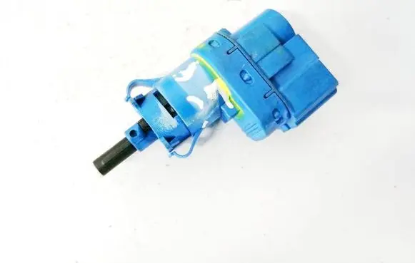 Mazda CX-7 Brake pedal sensor switch bp4k