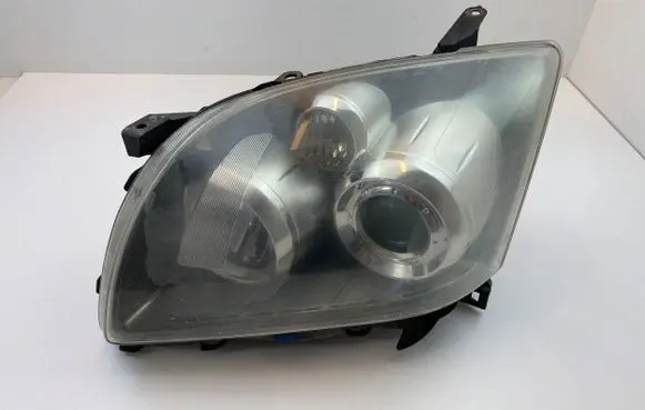 Toyota Avensis T250 Headlight/headlamp 11332 4017514