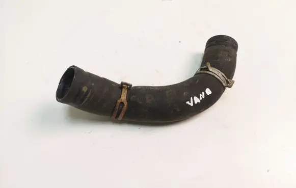 Ford Focus Engine coolant pipe/hose