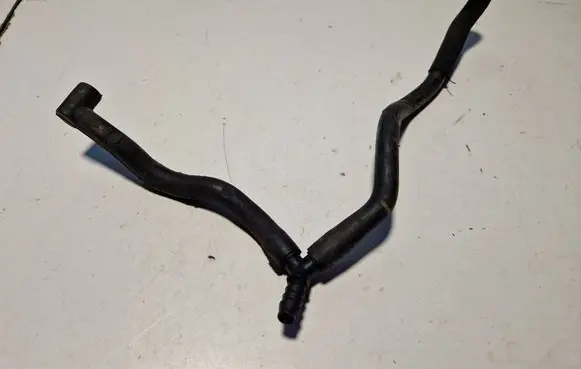 Opel Movano B Fuel line pipe 8200932488
