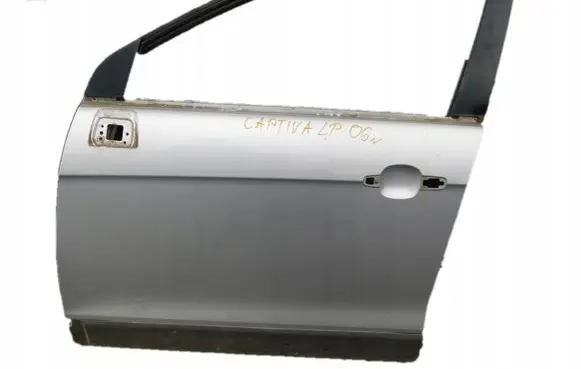 Chevrolet Captiva Front door