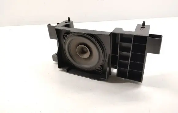 Renault Kangoo II Parcel shelf speaker 8200890409