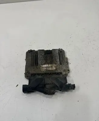 Opel Zafira B Engine control unit/module 0281014024 55205622