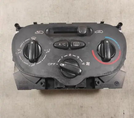 Peugeot 206 Climate control unit 1068701