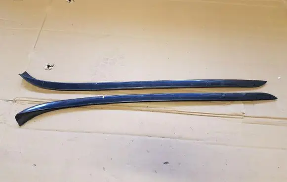 BMW 3 E90 E91 Front door windshield rail 