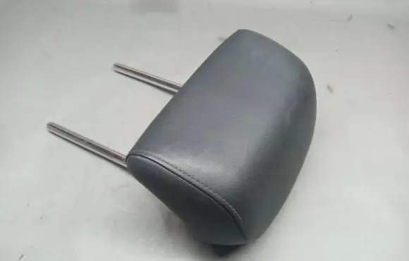 Skoda Yeti (5L) Rear seat headrest 
