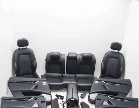 Maserati Quattroporte Interior set 105804244CL 105804313C