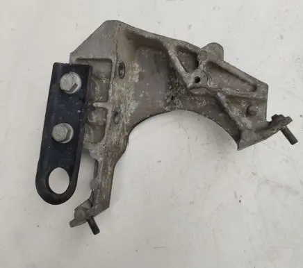 Citroen Berlingo Engine mounting bracket 9635969880