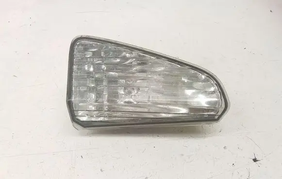 Tailgate rear/tail lights