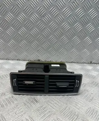 Audi Q7 4M Rear air vent grill 4M0819203F 1129200001 09240005