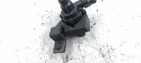 BMW 5 E60 E61 Electric auxiliary coolant/water pump 6922647