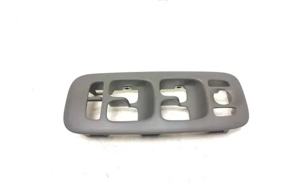 Volvo V70 Front door window switch trim 9193383