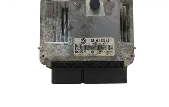 Skoda Octavia Mk2 (1Z) Engine control unit/module 03G906021LB 1039S17180 0281013238