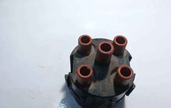 Volkswagen Golf II Spark distributor cap 0290004019