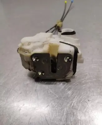 Mitsubishi ASX Front door lock 10607