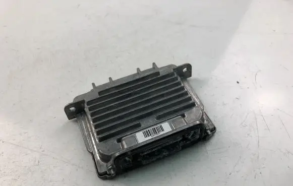 Volvo V70 Xenon control unit/module 89089352