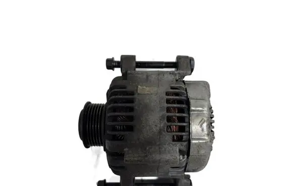KIA Carens II Generator/alternator 3730025301 021319131