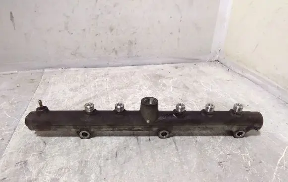 KIA Sorento Fuel main line pipe 314004A010 0445214061 3013591