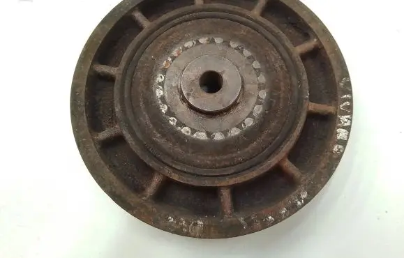 Opel Vivaro Crankshaft pulley 027581