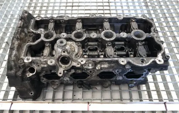 Audi R8 42 Engine head 079103285BA