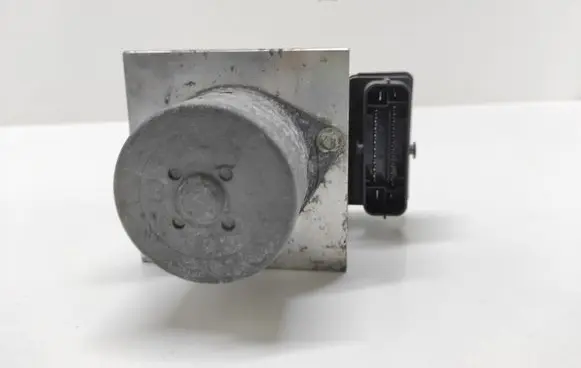 Ford Mondeo MK IV ABS Pump 7G912C405AA 16565701 54084874A