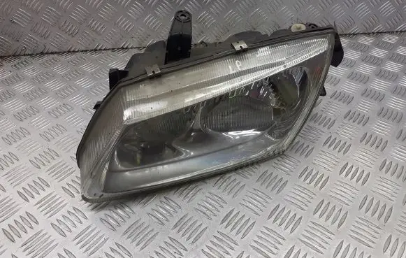 Nissan Almera N16 Headlight/headlamp