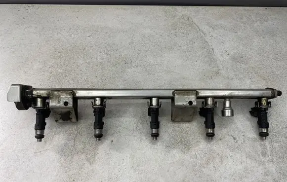 Volvo V70 Fuel main line pipe 31216533 081001A EE0WA