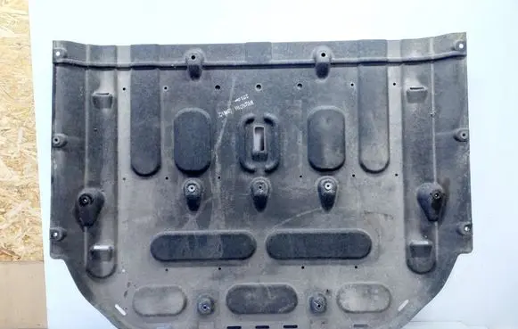 Hyundai Ioniq Engine splash shield/under tray 84135G7500