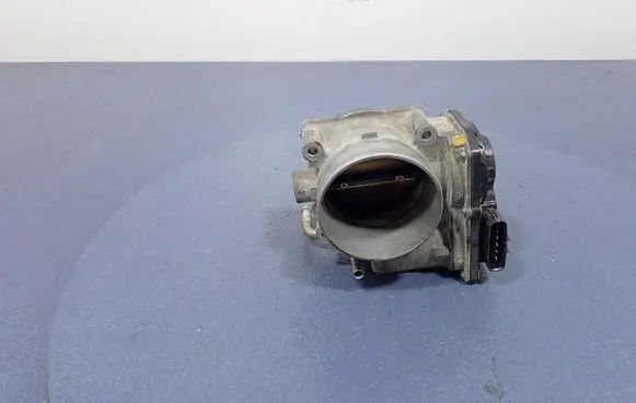 Lexus GS 300 350 430 450H Throttle body valve 22030-31040
