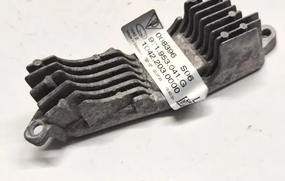 Porsche Panamera (971) LED ballast control module 971953041G 008396 10422030000