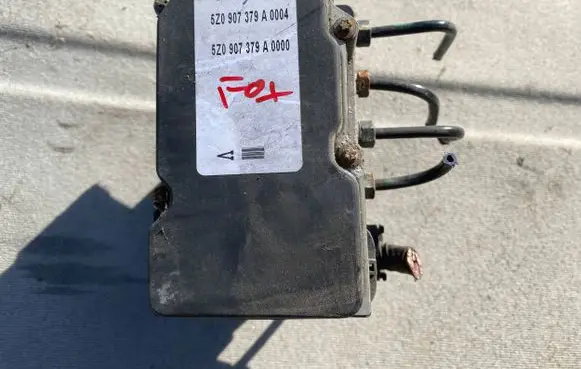 Volkswagen Fox ABS Pump 5Z0907379A 0265800468 482L5300305