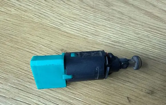 Peugeot Partner Brake pedal sensor switch 9650688480