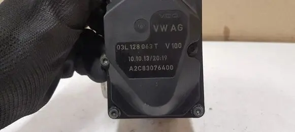 Volkswagen PASSAT CC Throttle body valve 03L128063T A2C83076400