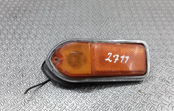 Jaguar XJ SERIE 1 Front fender indicator light