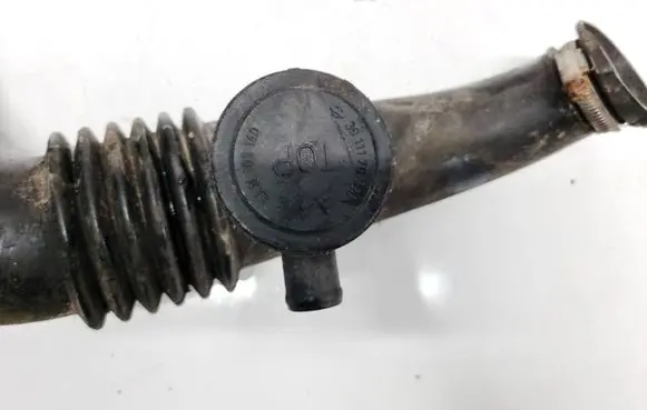 Breather/breather pipe/hose