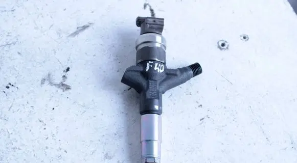 Subaru Forester SH Fuel injector 16613AA020