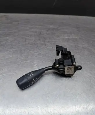 Mercedes-Benz E W211 Steering wheel adjustment handle/lever A1715402945