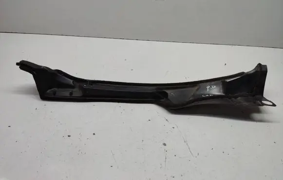 Toyota Corolla E120 E130 Fender end trim 5382702020